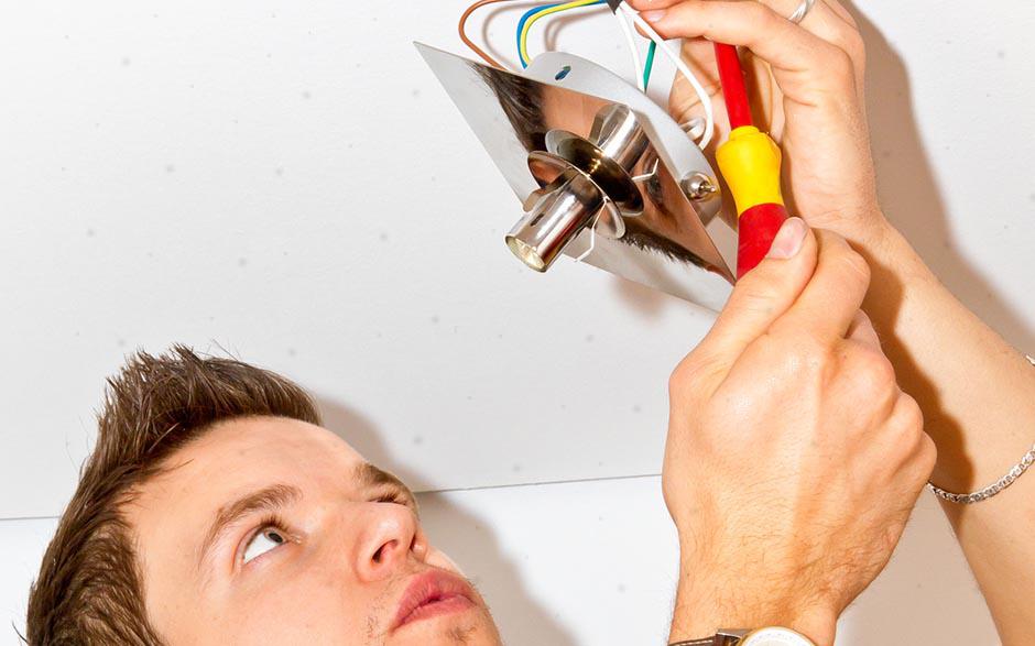 recherche travail électricien bâtiment Vincennes